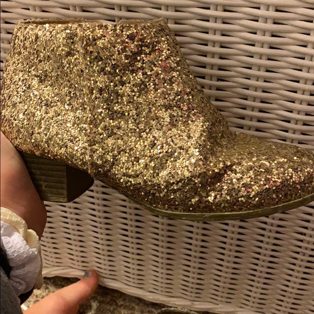 Gold glittery shoes
